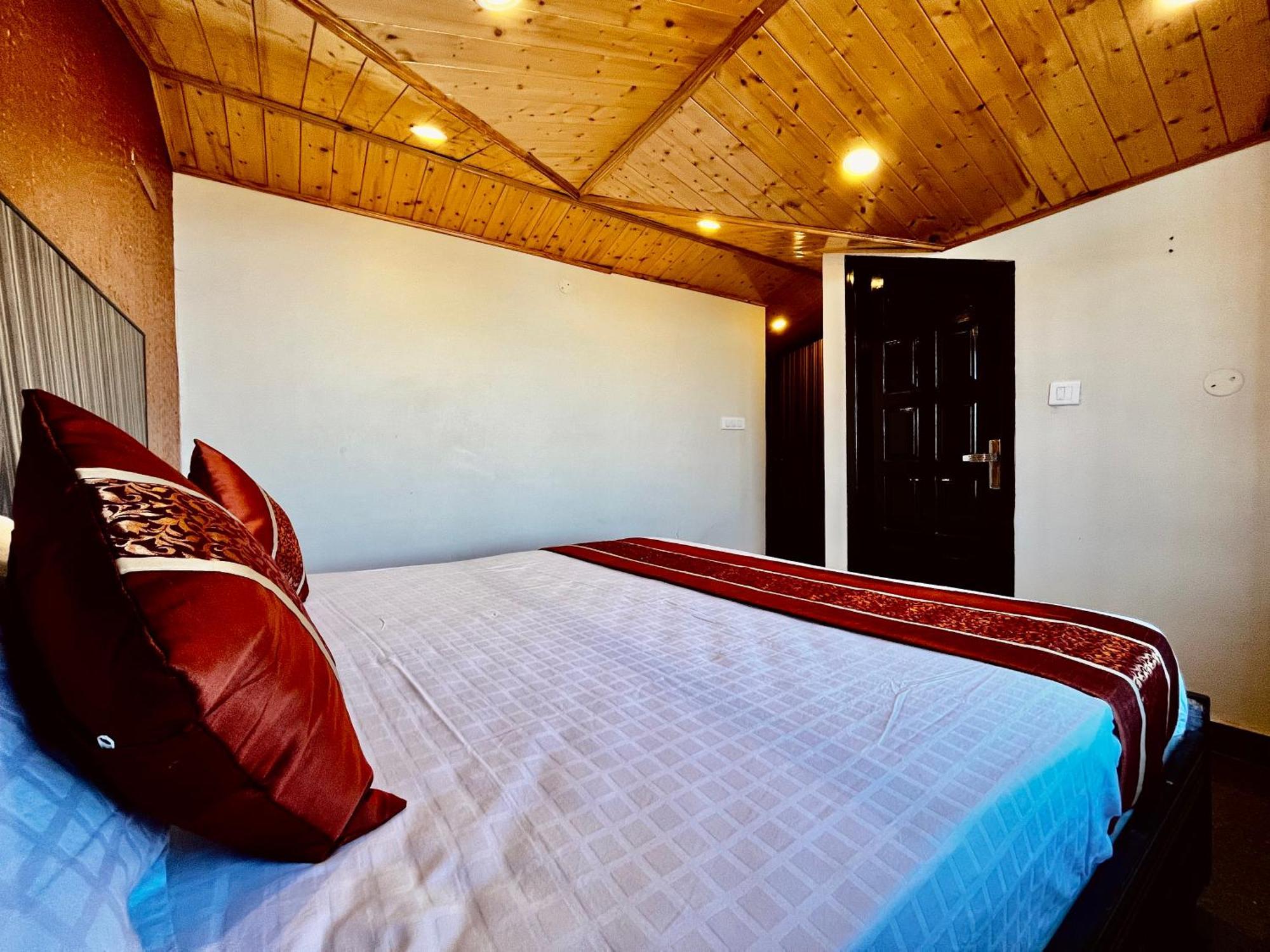Puri'S Bnb Shimla Exterior photo